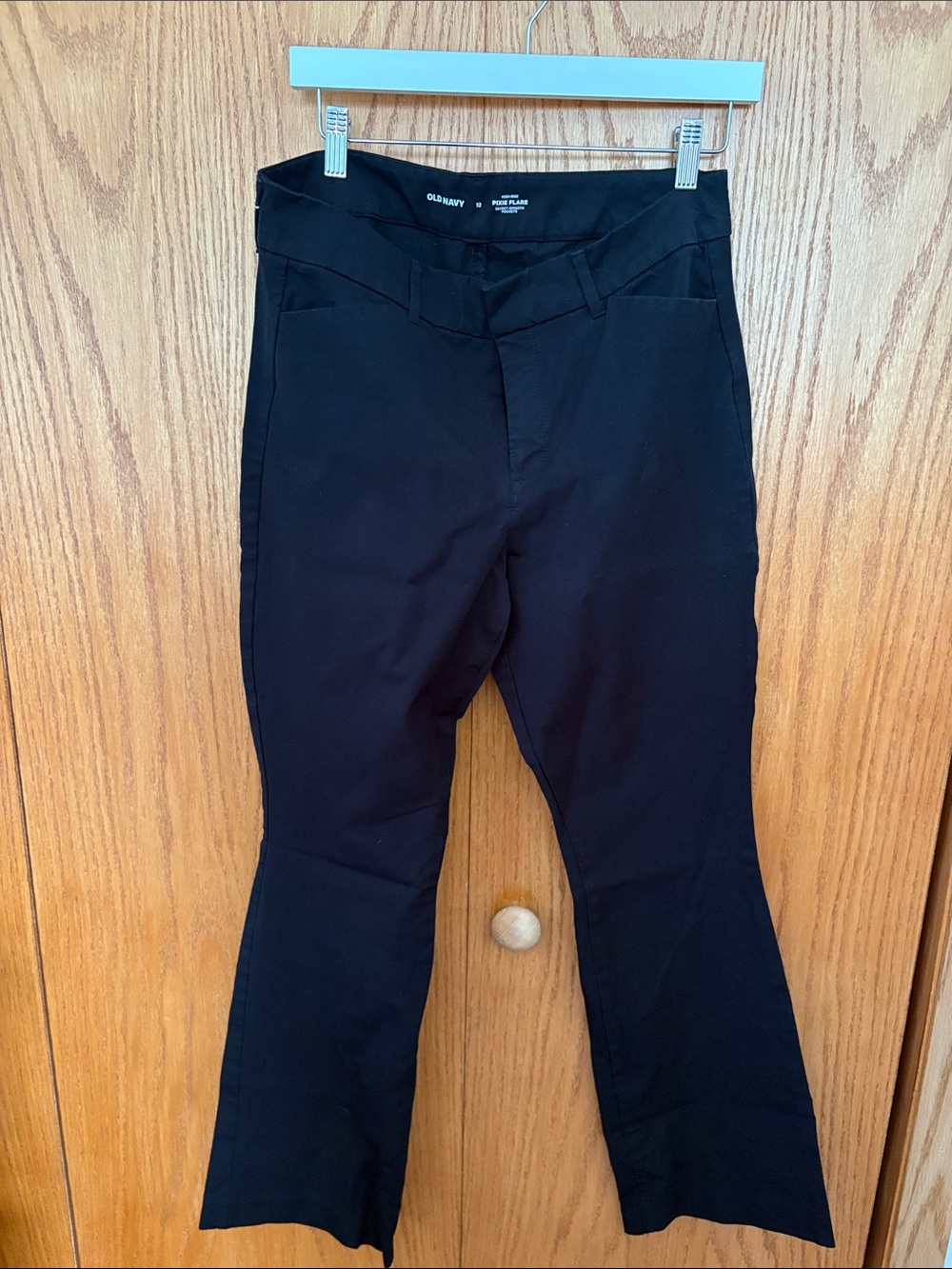 Old Navy Black Women's Pixie Flare dress Pants
